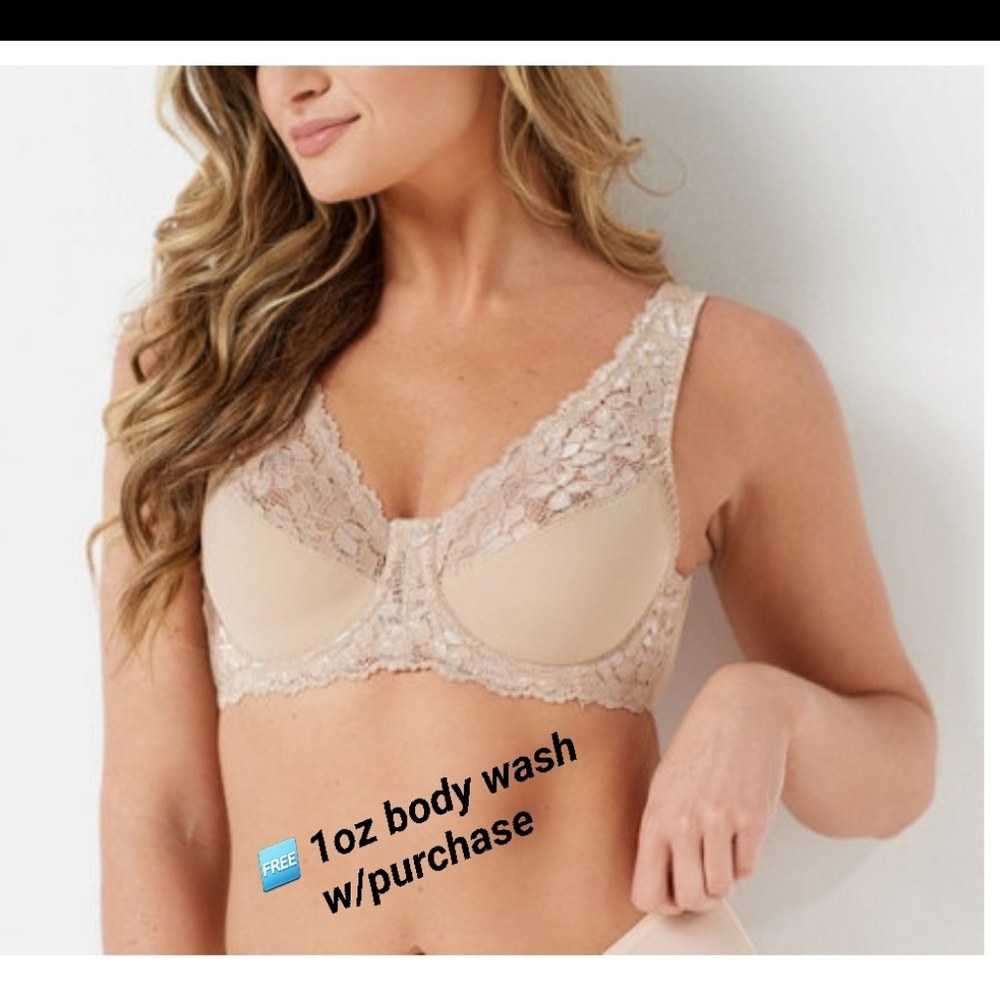**💜💛** Breezies Wirefree Bra**💜💛**
